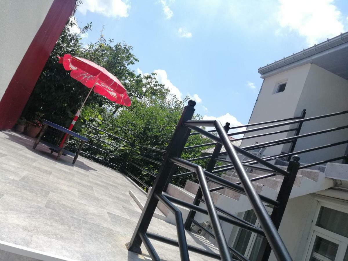 David Dali House Hotel Batumi Exterior photo